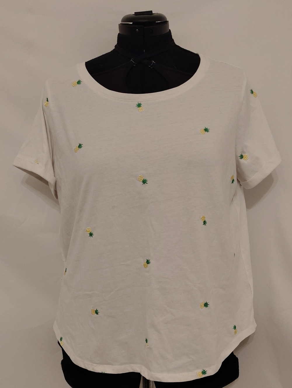 American Vintage White Short Sleeve Tee with Pineapple Motif